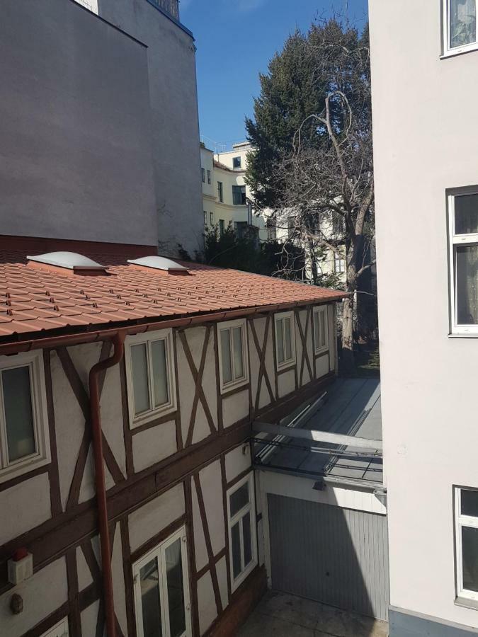Gerald'S Apartment 10 Вена Экстерьер фото